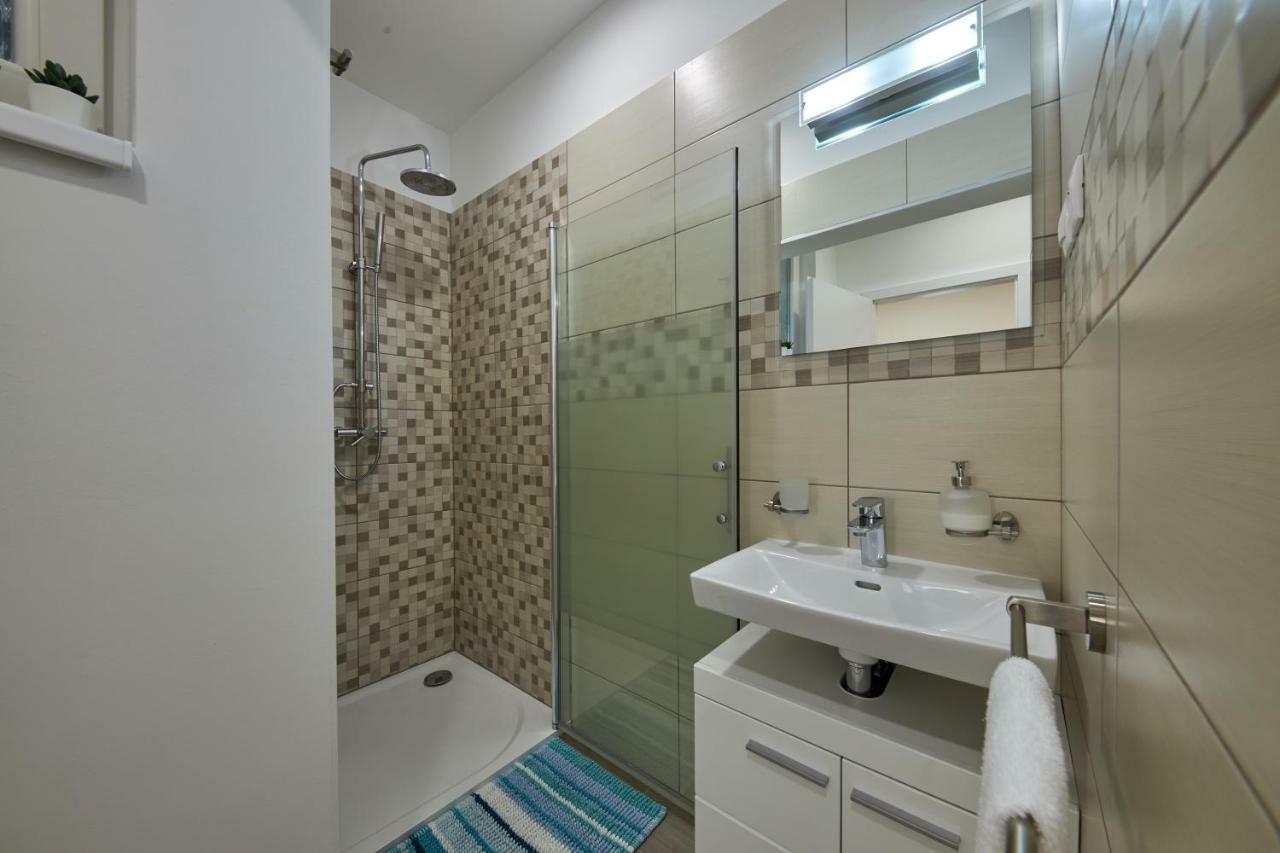 Le Monde Apartment Bratislava - Amazing 5Bdr In Downtown Extérieur photo